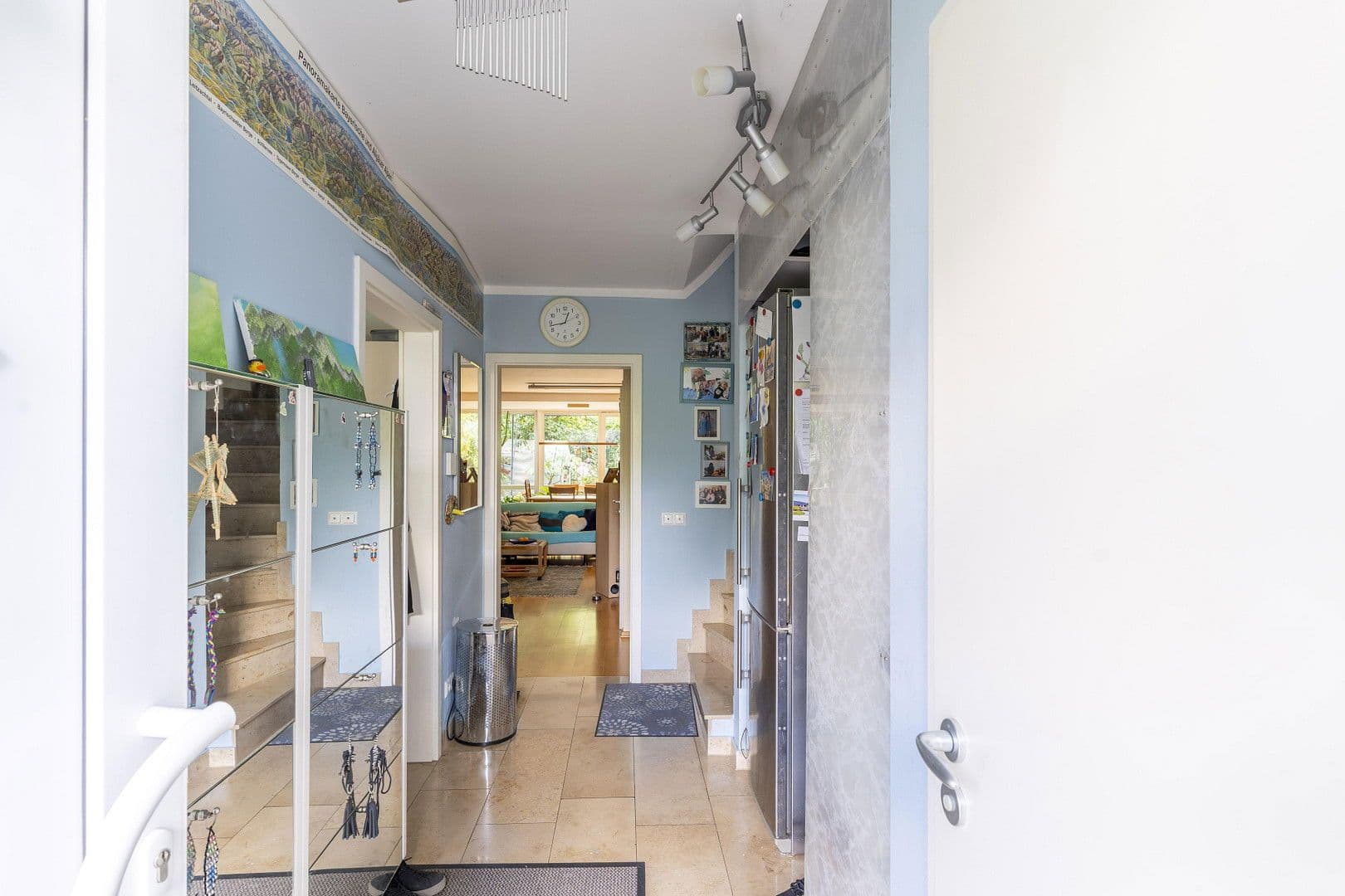 Predaj domu 132 m², pozemek 88 m², Eching, Bavorsko Predaj domu 132 m², pozemek 88 m², Eching, Bavorsko