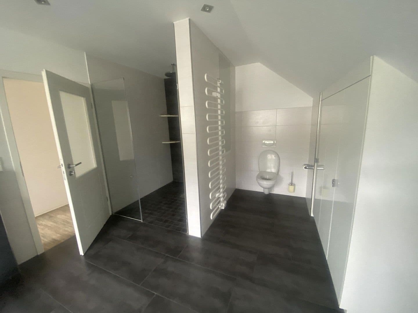 Prenájom bytu 4-izbový 150 m², Weiler-Simmerberg, Bavorsko Prenájom bytu 4-izbový 150 m², Weiler-Simmerberg, Bavorsko