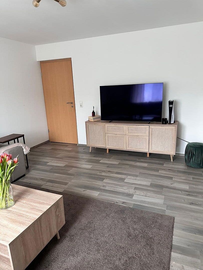 Prenájom bytu 3-izbový 90 m², Hildegardstr. 18, Gelsenkirchen, Severné Porýnie - Westfálsko Prenájom bytu 3-izbový 90 m², Hildegardstr. 18, Gelsenkirchen, Severné Porýnie - Westfálsko
