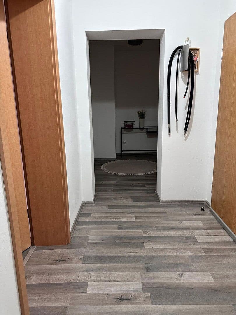 Prenájom bytu 3-izbový 90 m², Hildegardstr. 18, Gelsenkirchen, Severné Porýnie - Westfálsko Prenájom bytu 3-izbový 90 m², Hildegardstr. 18, Gelsenkirchen, Severné Porýnie - Westfálsko