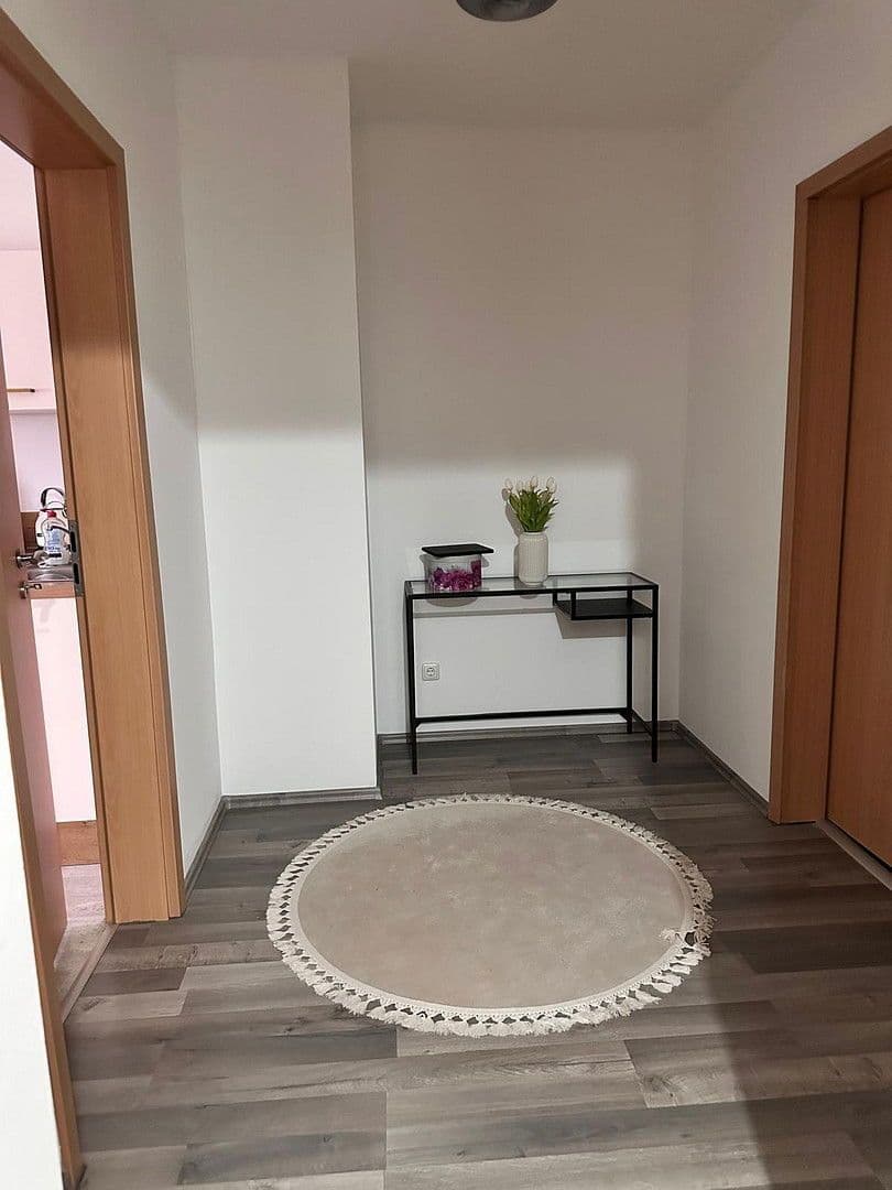 Prenájom bytu 3-izbový 90 m², Hildegardstr. 18, Gelsenkirchen, Severné Porýnie - Westfálsko Prenájom bytu 3-izbový 90 m², Hildegardstr. 18, Gelsenkirchen, Severné Porýnie - Westfálsko