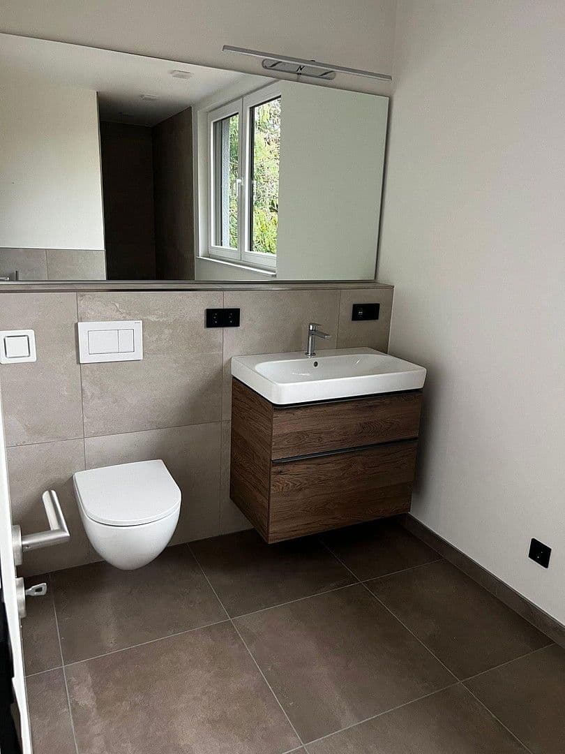 Prenájom bytu 3-izbový 107 m², Hamburg, Hamburg Prenájom bytu 3-izbový 107 m², Hamburg, Hamburg