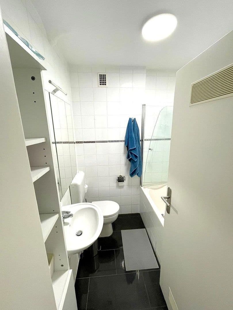 Prenájom bytu 3-izbový 77 m², Halbergstr. 50, Ludwigshafen, Porýnie-Falcko Prenájom bytu 3-izbový 77 m², Halbergstr. 50, Ludwigshafen, Porýnie-Falcko