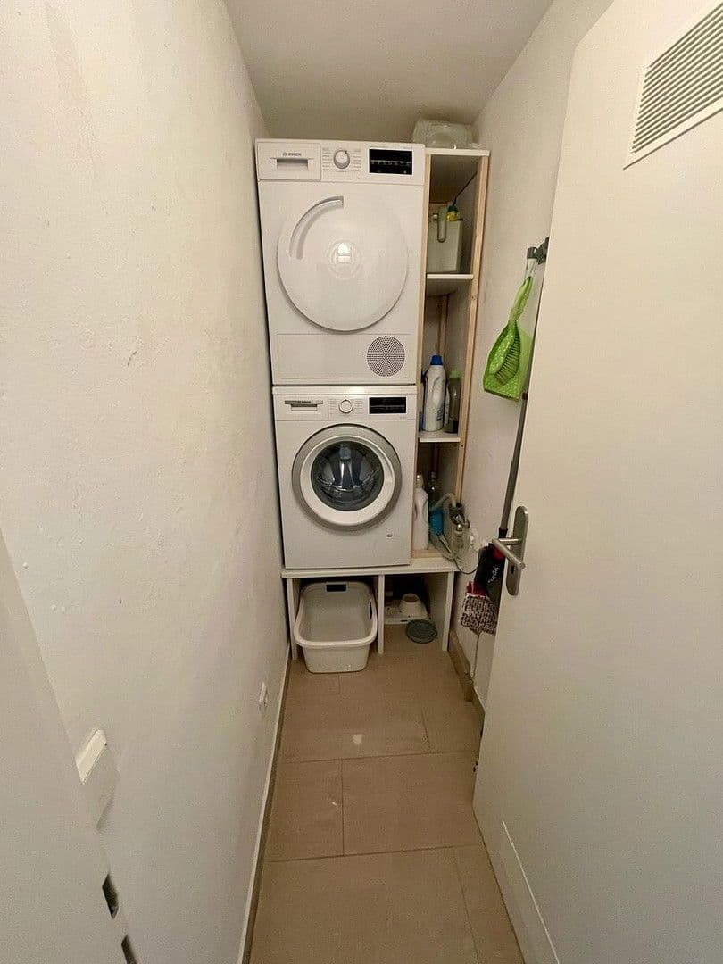 Prenájom bytu 3-izbový 77 m², Halbergstr. 50, Ludwigshafen, Porýnie-Falcko Prenájom bytu 3-izbový 77 m², Halbergstr. 50, Ludwigshafen, Porýnie-Falcko