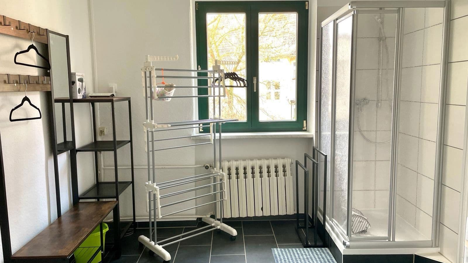 Prenájom bytu 5-izbový 155 m², Merseburger Str. 406, Halle/Saale, Sasko-Anhaltsko Prenájom bytu 5-izbový 155 m², Merseburger Str. 406, Halle/Saale, Sasko-Anhaltsko