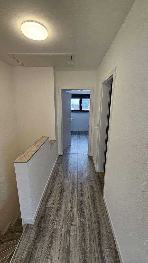 Predaj domu 116 m², pozemek 163 m², Feuerbergstraße 15, Birkenheide, Porýnie-Falcko Predaj domu 116 m², pozemek 163 m², Feuerbergstraße 15, Birkenheide, Porýnie-Falcko