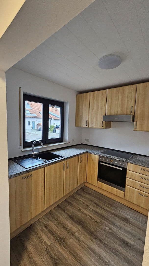 Predaj domu 116 m², pozemek 163 m², Feuerbergstraße 15, Birkenheide, Porýnie-Falcko Predaj domu 116 m², pozemek 163 m², Feuerbergstraße 15, Birkenheide, Porýnie-Falcko