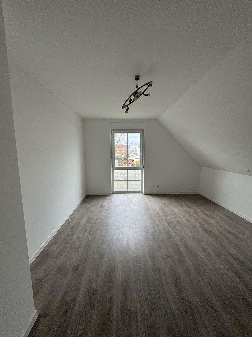 Predaj domu 160 m², pozemek 475 m², Am Kuhlager 14, Neustadt am Rübenberge, Dolné Sasko Predaj domu 160 m², pozemek 475 m², Am Kuhlager 14, Neustadt am Rübenberge, Dolné Sasko