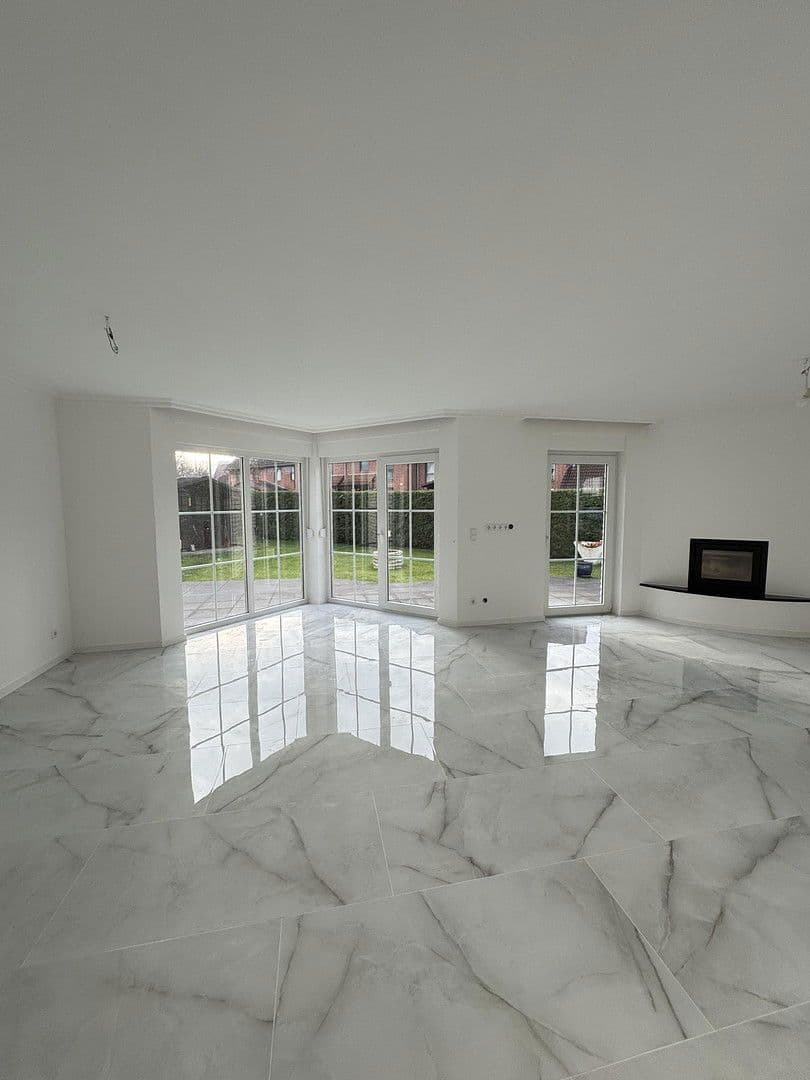 Predaj domu 160 m², pozemek 475 m², Am Kuhlager 14, Neustadt am Rübenberge, Dolné Sasko Predaj domu 160 m², pozemek 475 m², Am Kuhlager 14, Neustadt am Rübenberge, Dolné Sasko