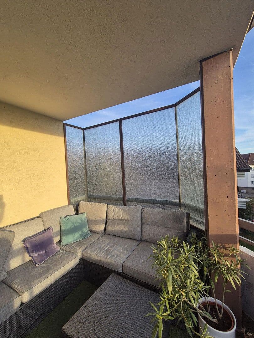 Predaj bytu 2-izbový 80 m², Pforzheim, Bádensko-Wurttembersko Predaj bytu 2-izbový 80 m², Pforzheim, Bádensko-Wurttembersko