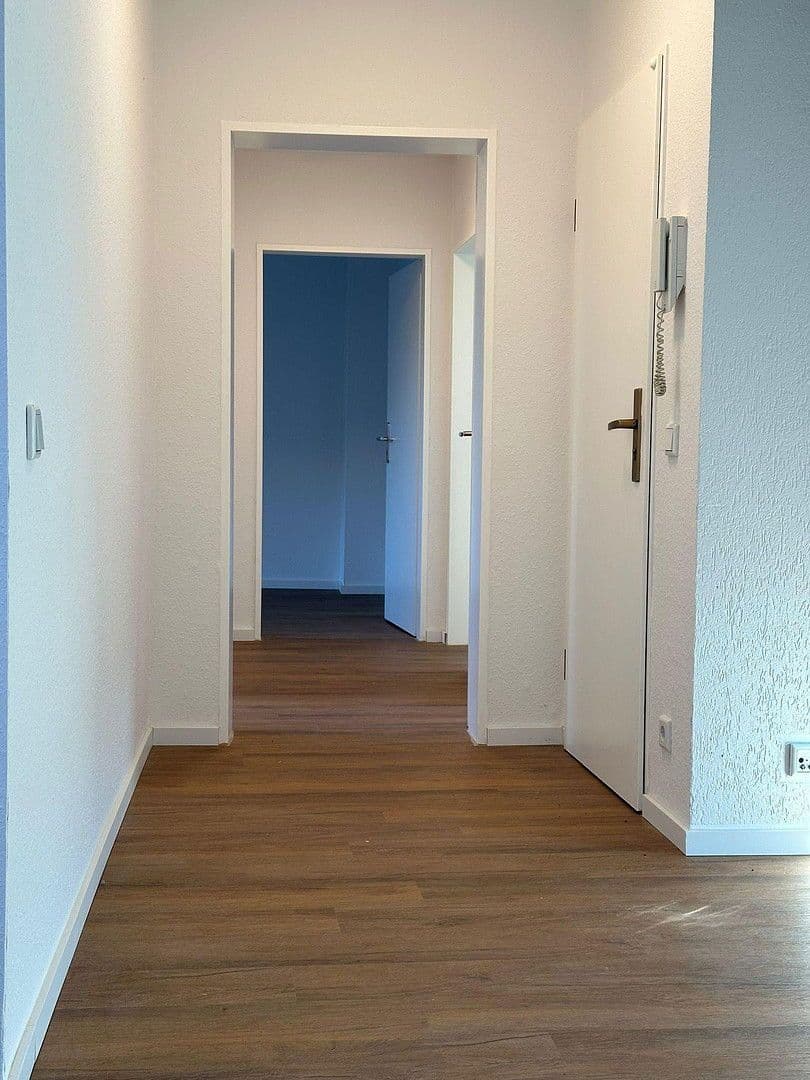 Prenájom bytu 3-izbový 96 m², Schwanhildenstr. 14, Essen, Severné Porýnie - Westfálsko Prenájom bytu 3-izbový 96 m², Schwanhildenstr. 14, Essen, Severné Porýnie - Westfálsko