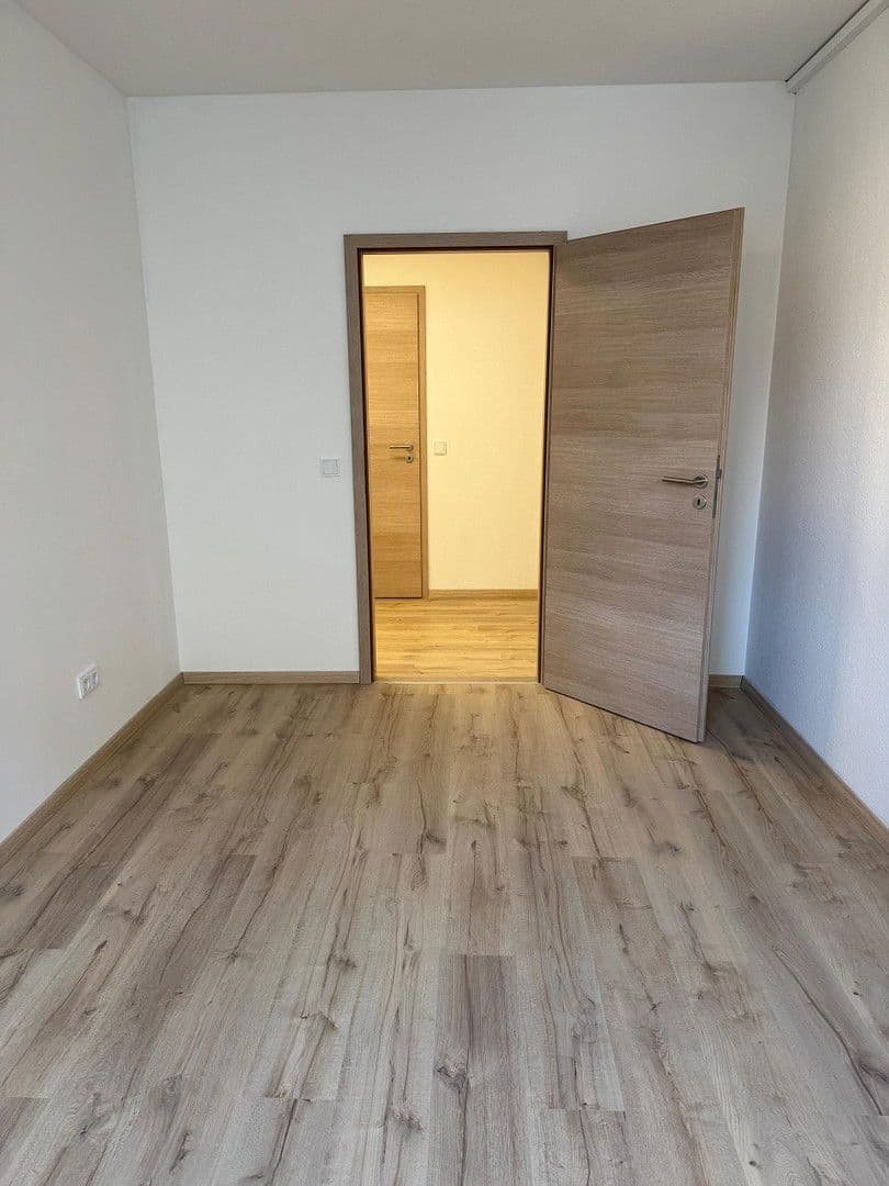 Predaj kancelárie 220 m², Pillenreuther Str. 14, Nürnberg, Bavorsko Predaj kancelárie 220 m², Pillenreuther Str. 14, Nürnberg, Bavorsko