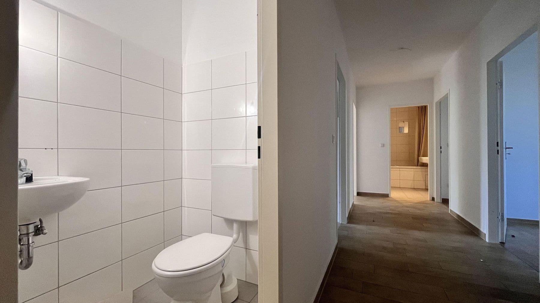 Prenájom bytu 3-izbový 86 m², Korbinianstraße 12, Ismaning, Bavorsko Prenájom bytu 3-izbový 86 m², Korbinianstraße 12, Ismaning, Bavorsko