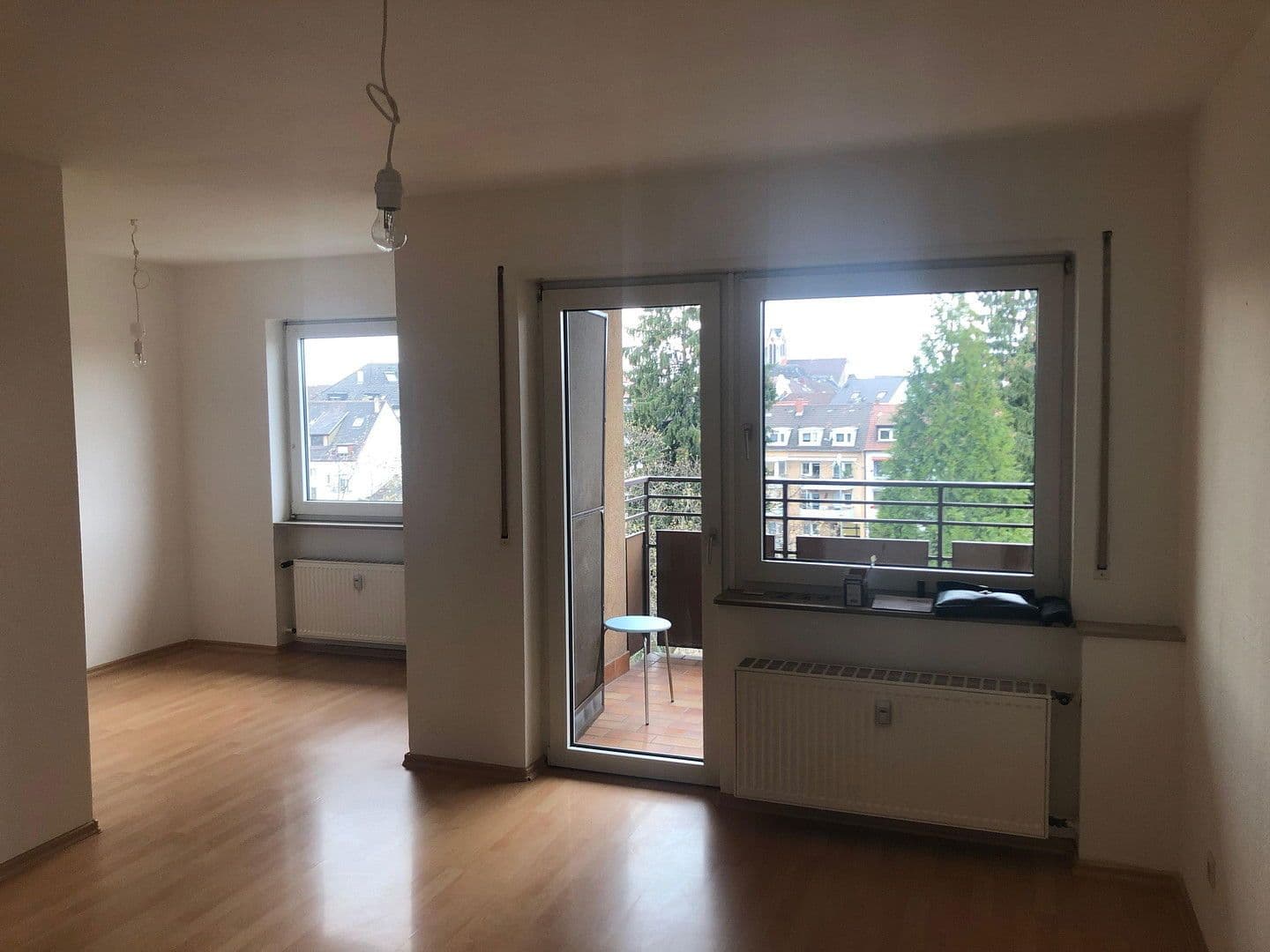 Prenájom bytu 2-izbový 62 m², Neckarauerstraße 17-19, Mannheim, Bádensko-Wurttembersko Prenájom bytu 2-izbový 62 m², Neckarauerstraße 17-19, Mannheim, Bádensko-Wurttembersko