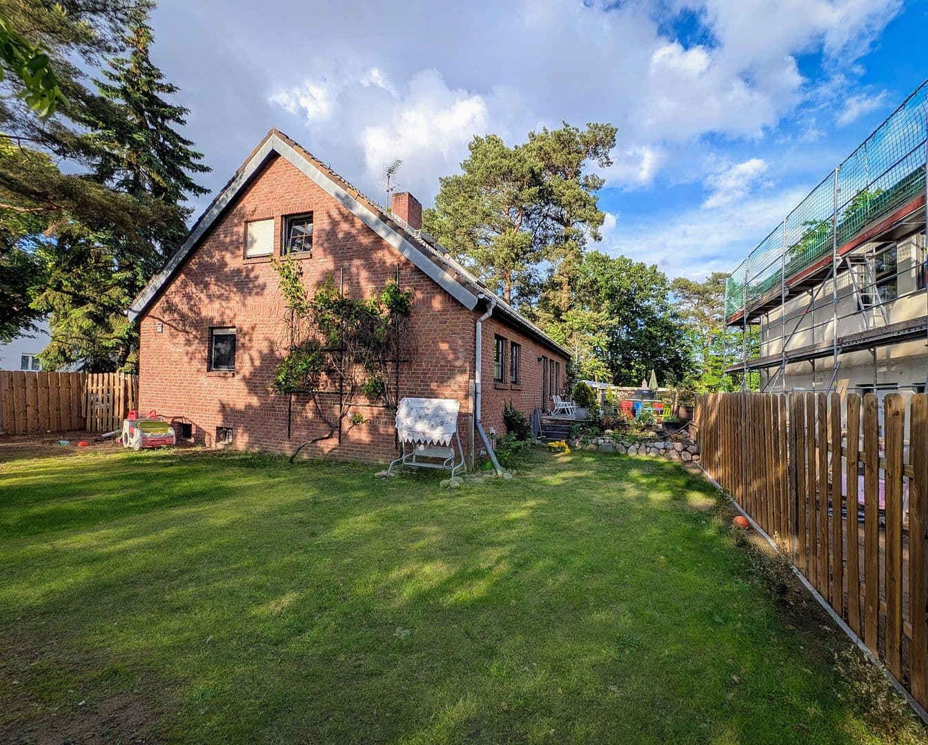 Predaj domu 152 m², pozemek 620 m², Hohen Neuendorf, Brandenbursko Predaj domu 152 m², pozemek 620 m², Hohen Neuendorf, Brandenbursko