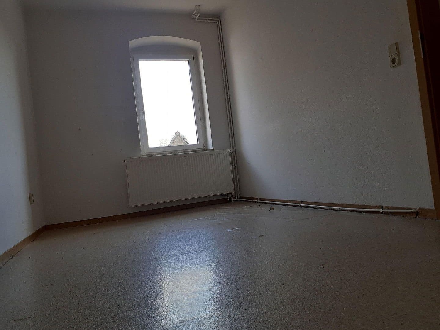 Prenájom bytu 3-izbový 54 m², Frohburg, Sasko Prenájom bytu 3-izbový 54 m², Frohburg, Sasko