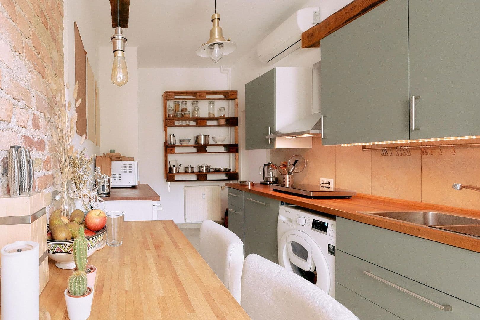 Prenájom bytu 2-izbový 49 m², Berlin, Berlín Prenájom bytu 2-izbový 49 m², Berlin, Berlín