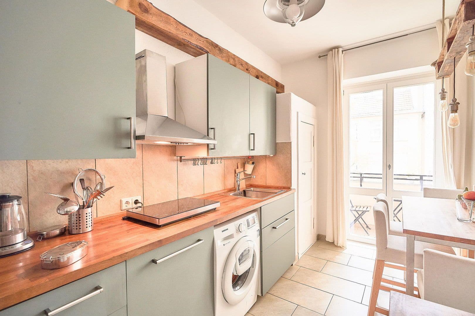 Prenájom bytu 2-izbový 49 m², Berlin, Berlín Prenájom bytu 2-izbový 49 m², Berlin, Berlín