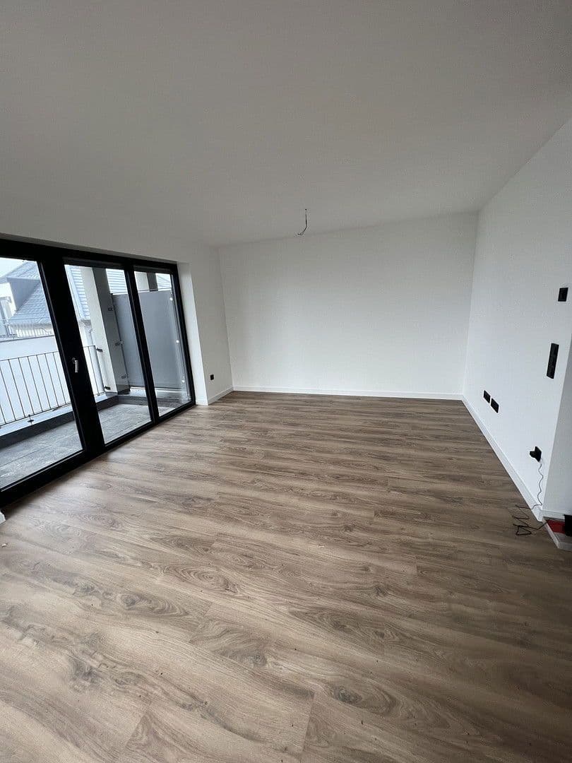 Prenájom bytu 2-izbový 77 m², Herbergstr. 50, Windeck, Severné Porýnie - Westfálsko Prenájom bytu 2-izbový 77 m², Herbergstr. 50, Windeck, Severné Porýnie - Westfálsko