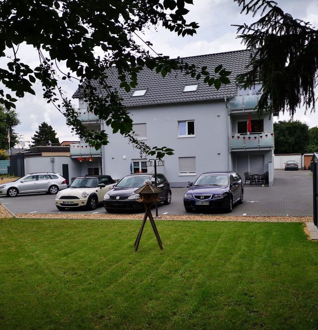 Prenájom bytu 3-izbový 76 m², Otto-Straße 8a, Bergheim, Severné Porýnie - Westfálsko Prenájom bytu 3-izbový 76 m², Otto-Straße 8a, Bergheim, Severné Porýnie - Westfálsko