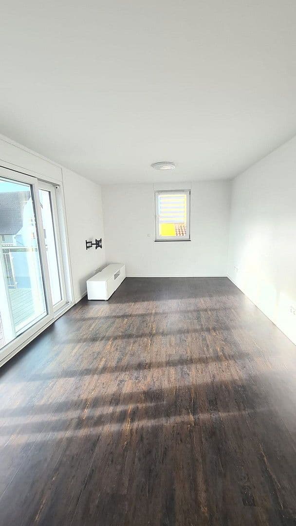 Prenájom bytu 2-izbový 60 m², Langenfeld (Rheinland), Severné Porýnie - Westfálsko Prenájom bytu 2-izbový 60 m², Langenfeld (Rheinland), Severné Porýnie - Westfálsko