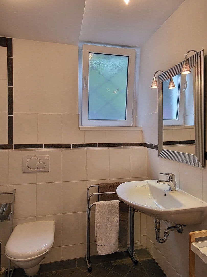 Prenájom bytu 2-izbový 46 m², Bad Honnef, Severné Porýnie - Westfálsko Prenájom bytu 2-izbový 46 m², Bad Honnef, Severné Porýnie - Westfálsko