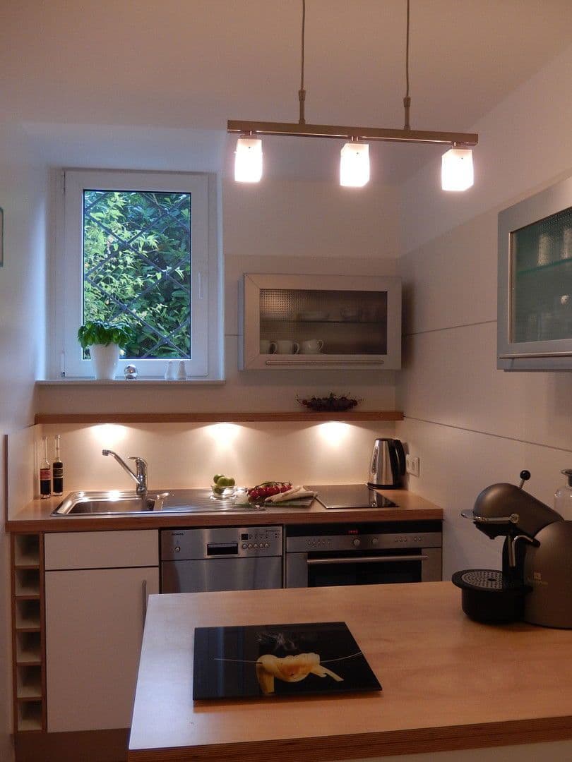 Prenájom bytu 2-izbový 46 m², Bad Honnef, Severné Porýnie - Westfálsko Prenájom bytu 2-izbový 46 m², Bad Honnef, Severné Porýnie - Westfálsko