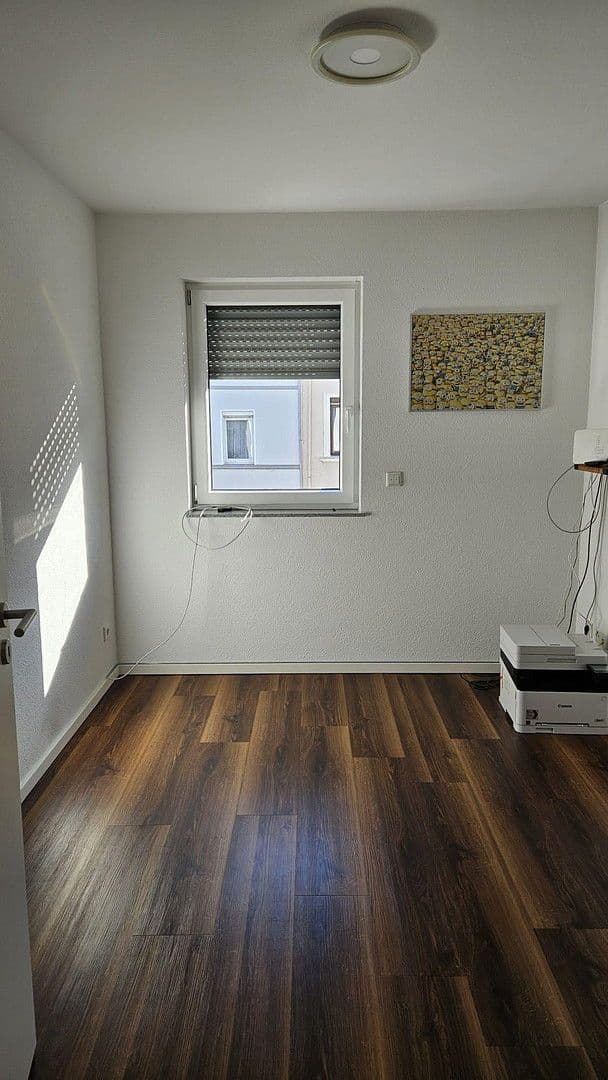 Prenájom bytu 3-izbový 77 m², Remagen, Porýnie-Falcko Prenájom bytu 3-izbový 77 m², Remagen, Porýnie-Falcko