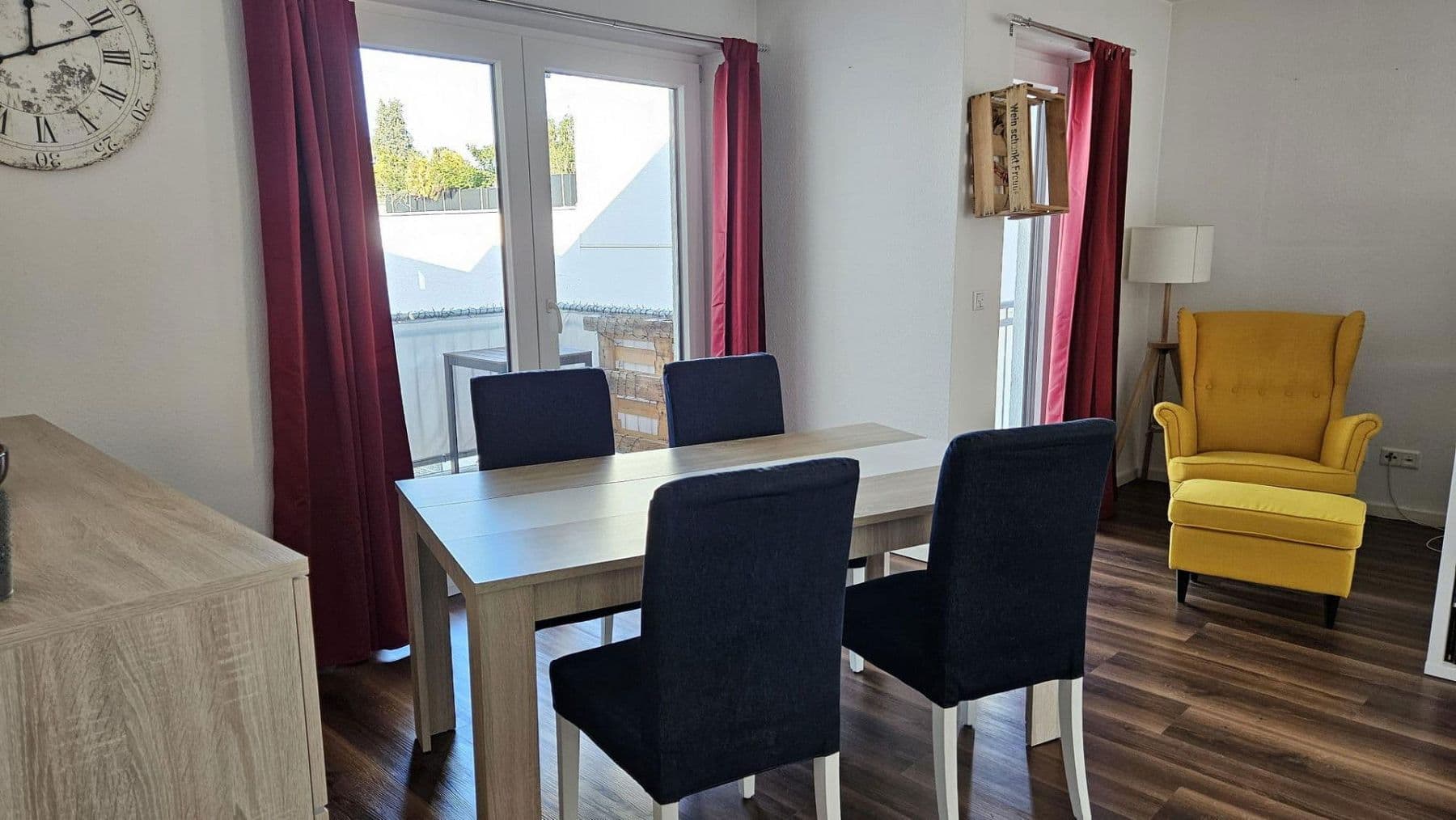 Prenájom bytu 3-izbový 77 m², Remagen, Porýnie-Falcko Prenájom bytu 3-izbový 77 m², Remagen, Porýnie-Falcko