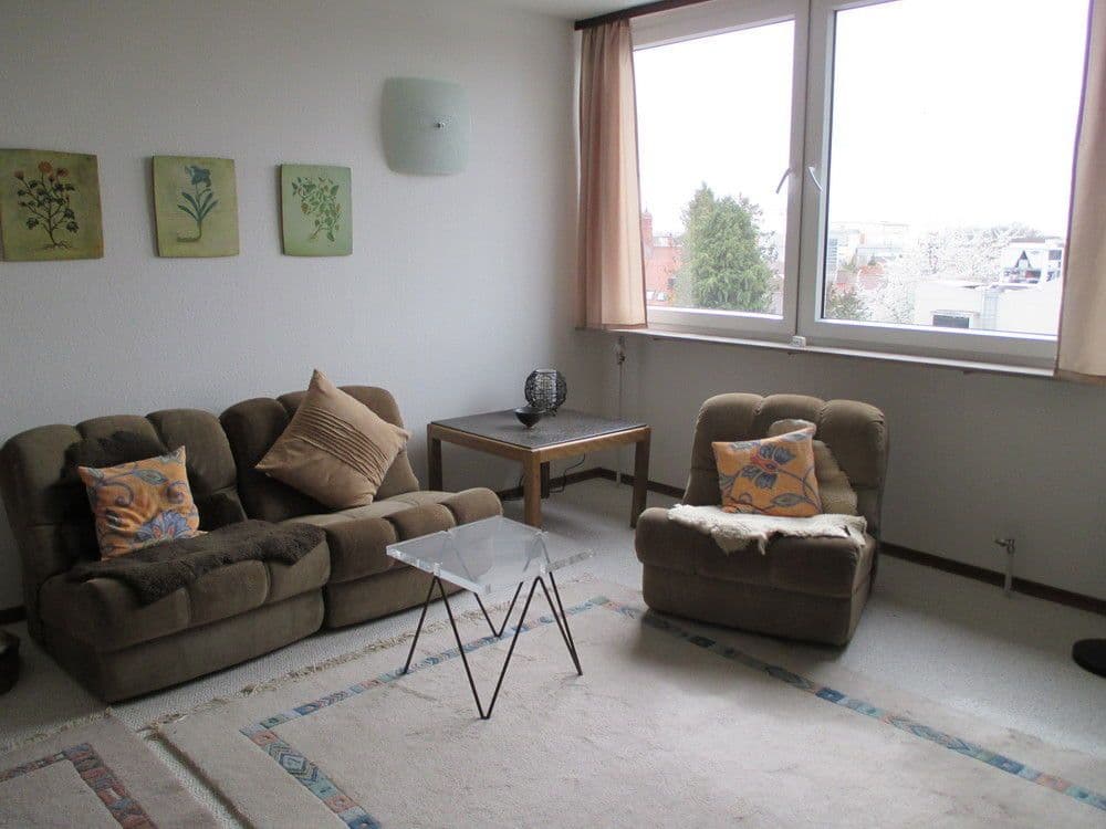 Prenájom bytu 1-izbový 42 m², Sindelfingen, Bádensko-Wurttembersko Prenájom bytu 1-izbový 42 m², Sindelfingen, Bádensko-Wurttembersko