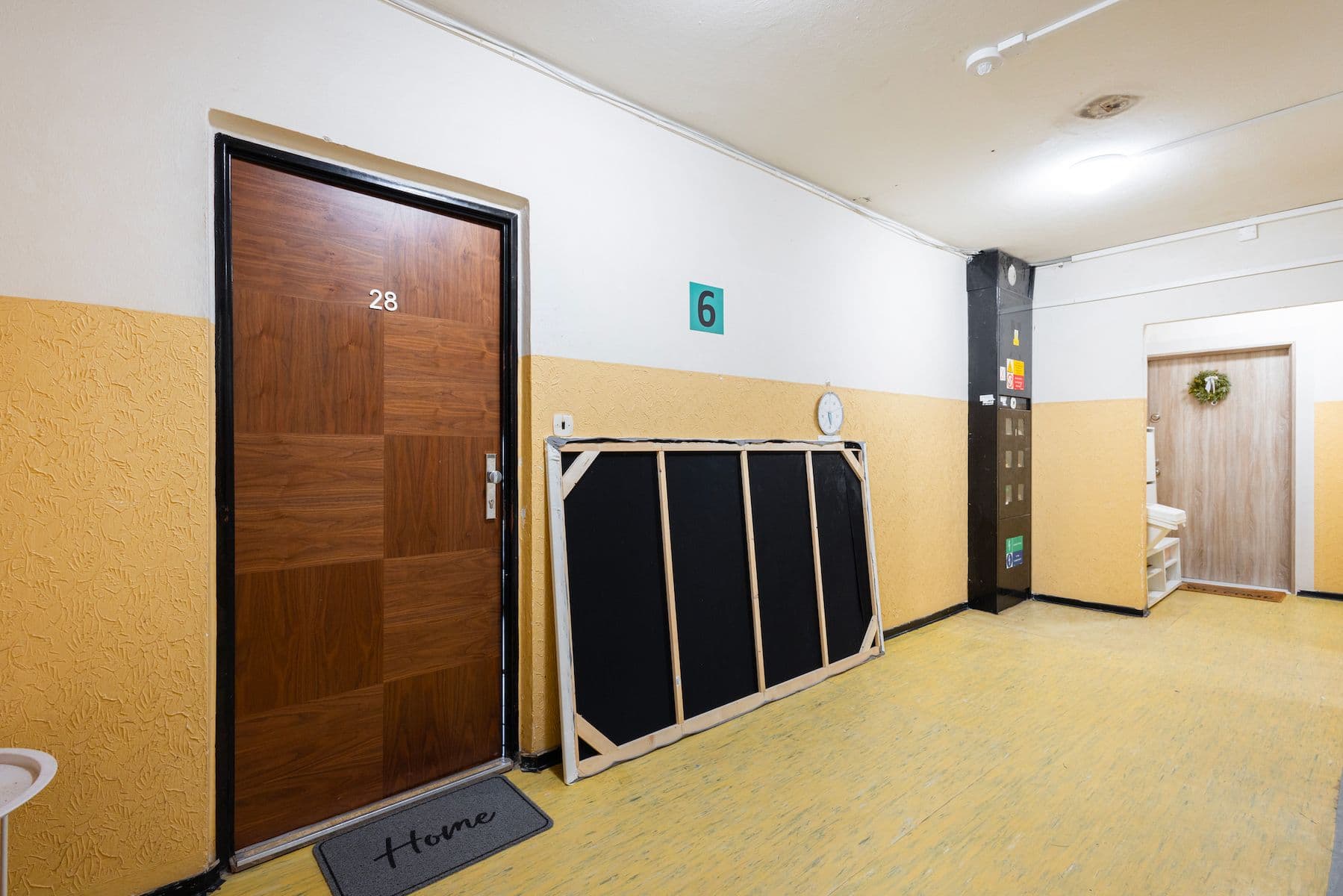 Predaj bytu 1-izbový 34 m², Čs. legií, Rakovník, Středočeský kraj Predaj bytu 1-izbový 34 m², Čs. legií, Rakovník, Středočeský kraj