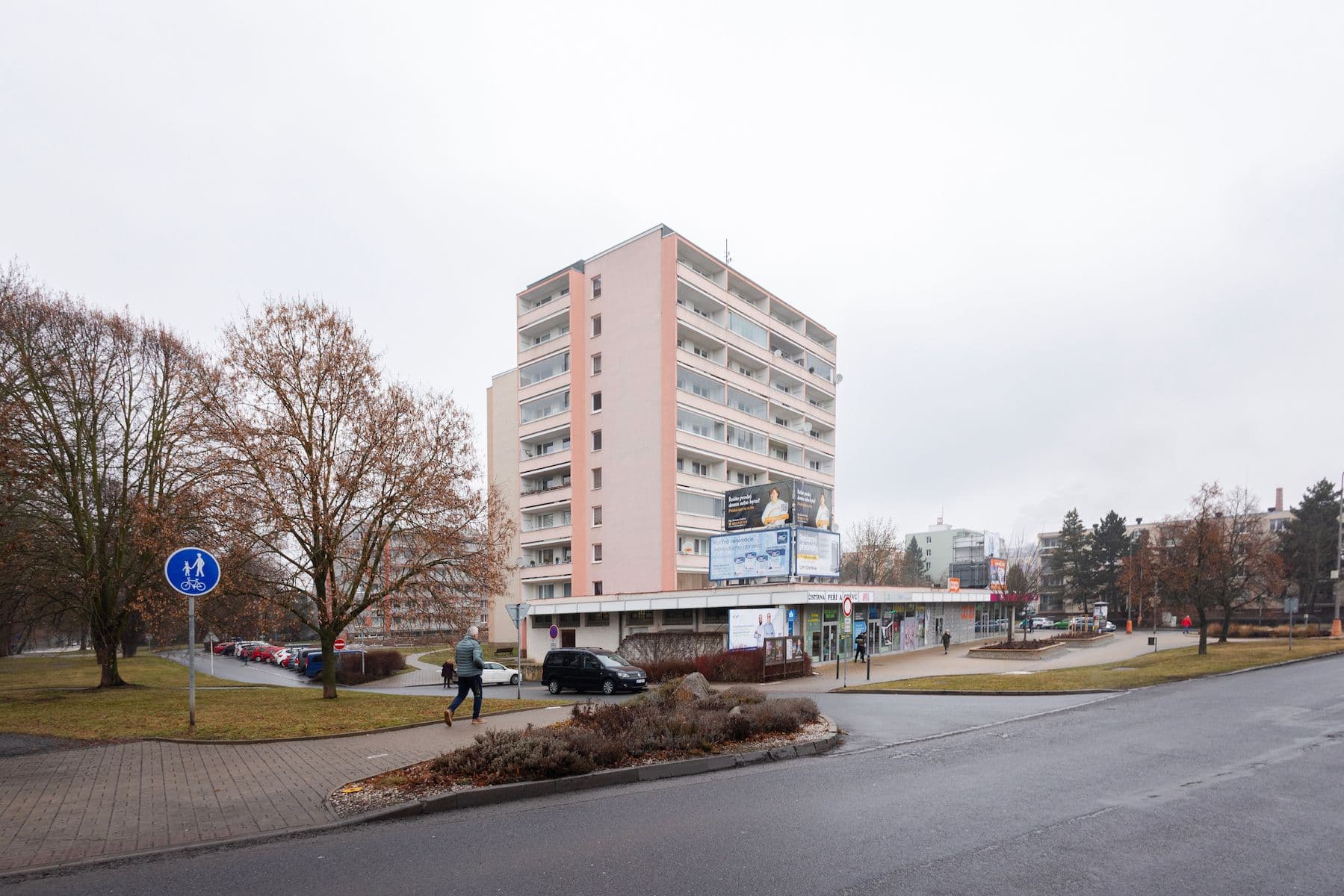 Predaj bytu 1-izbový 34 m², Čs. legií, Rakovník, Středočeský kraj Predaj bytu 1-izbový 34 m², Čs. legií, Rakovník, Středočeský kraj