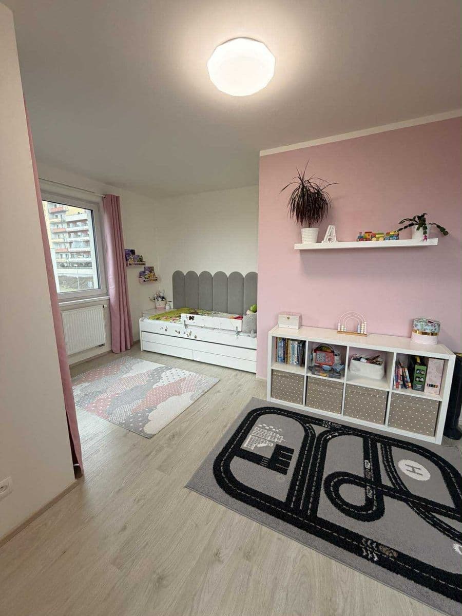 Predaj bytu 3-izbový 88 m², Miroslava Hajna, Praha, Praha Predaj bytu 3-izbový 88 m², Miroslava Hajna, Praha, Praha