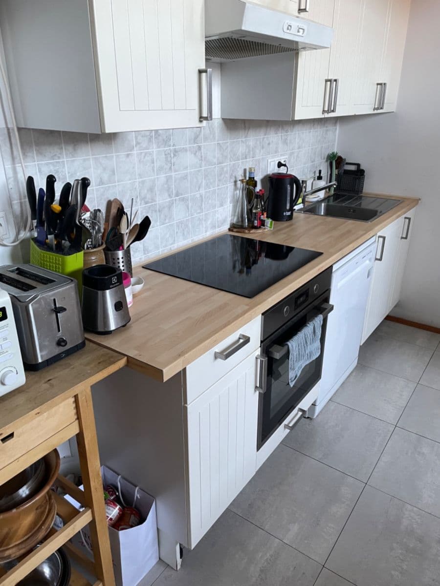 Prenájom bytu 5-izbový 19 m², Řehořova, Praha, Praha Prenájom bytu 5-izbový 19 m², Řehořova, Praha, Praha