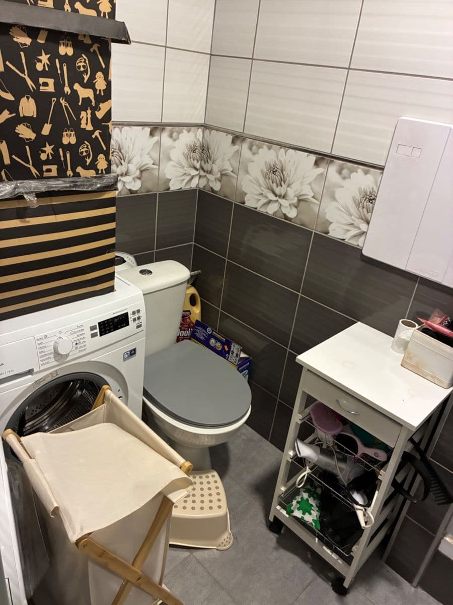 Prenájom bytu 2-izbový 36 m², Neklanova, Roudnice nad Labem, Ústecký kraj Prenájom bytu 2-izbový 36 m², Neklanova, Roudnice nad Labem, Ústecký kraj