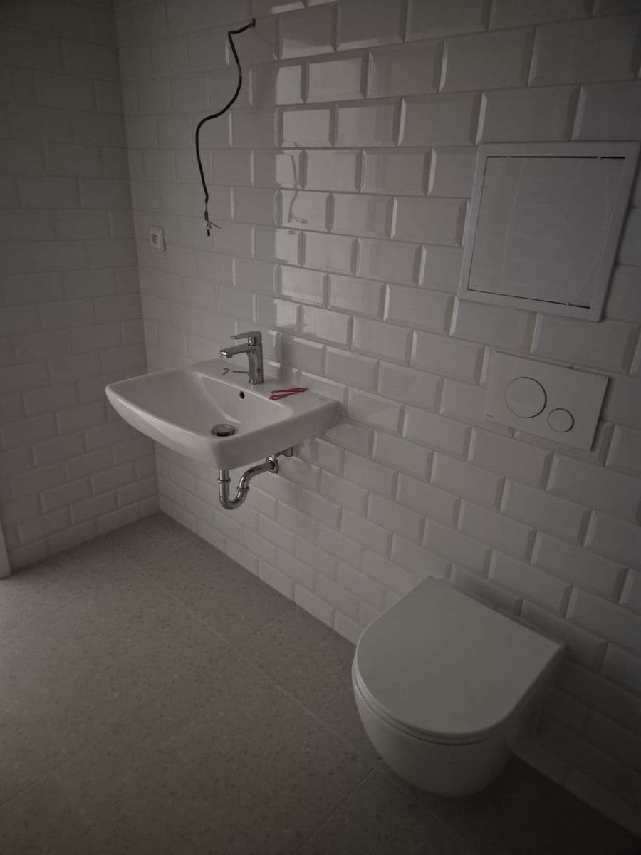 Prenájom bytu 1-izbový 41 m², Kardinála Berana, Plzeň, Plzeňský kraj Prenájom bytu 1-izbový 41 m², Kardinála Berana, Plzeň, Plzeňský kraj