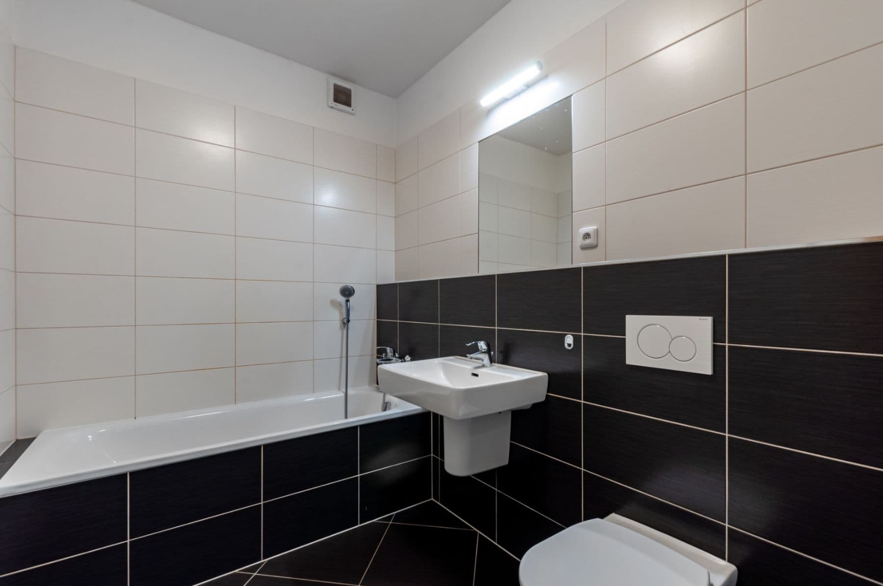 Prenájom bytu 1-izbový 37 m², Medunova, Praha, Praha Prenájom bytu 1-izbový 37 m², Medunova, Praha, Praha