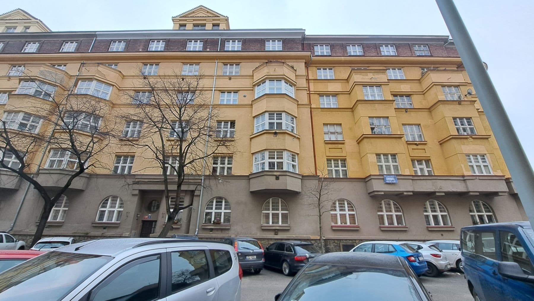 Prenájom bytu 3-izbový 100 m², Čáslavská, Praha, Praha Prenájom bytu 3-izbový 100 m², Čáslavská, Praha, Praha