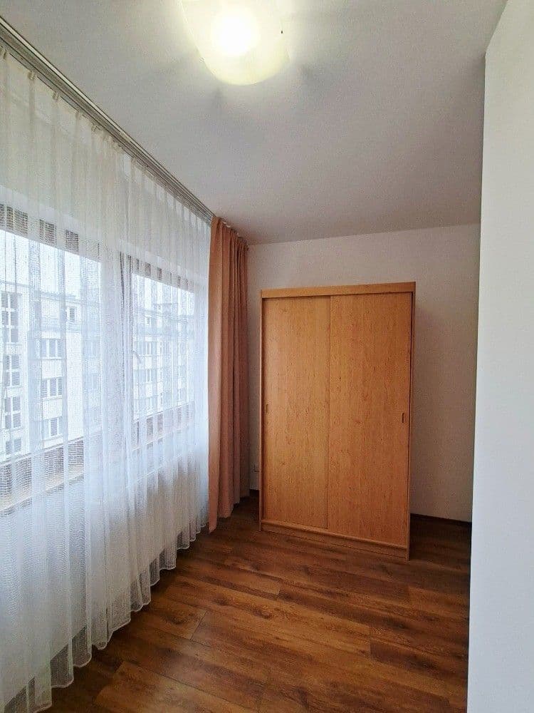 Prenájom bytu 3-izbový 72 m², Křižíkova, Praha, Praha Prenájom bytu 3-izbový 72 m², Křižíkova, Praha, Praha