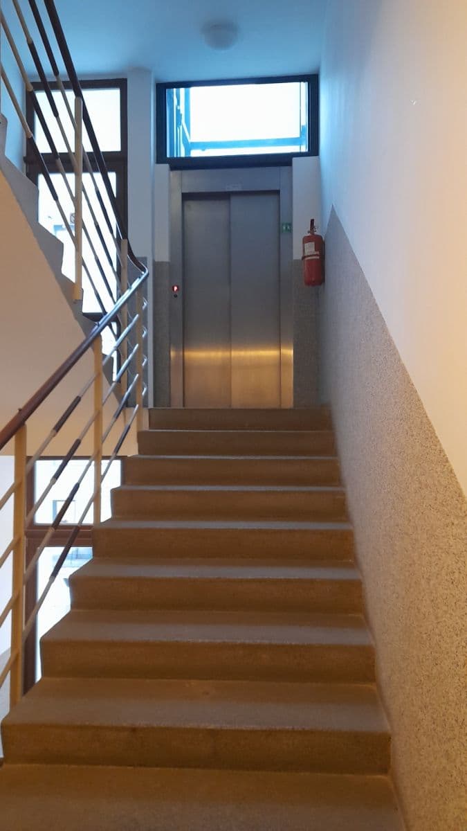 Predaj bytu 3-izbový 73 m², Vrázova, Praha, Praha Predaj bytu 3-izbový 73 m², Vrázova, Praha, Praha