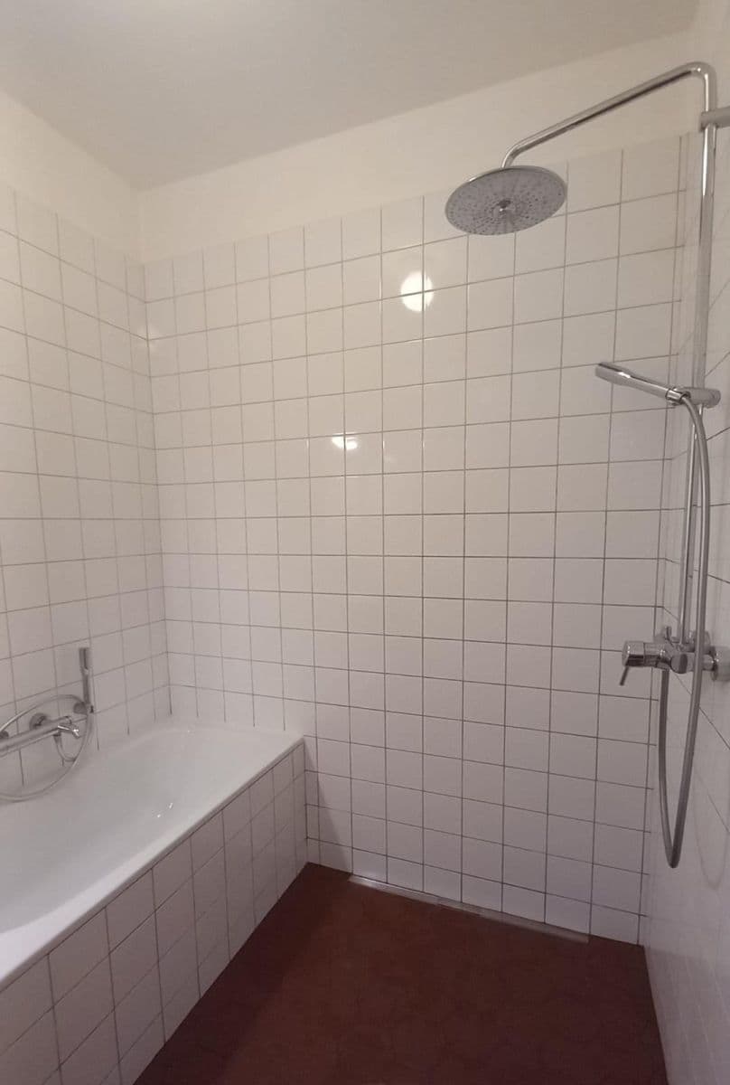 Predaj bytu 3-izbový 73 m², Vrázova, Praha, Praha Predaj bytu 3-izbový 73 m², Vrázova, Praha, Praha