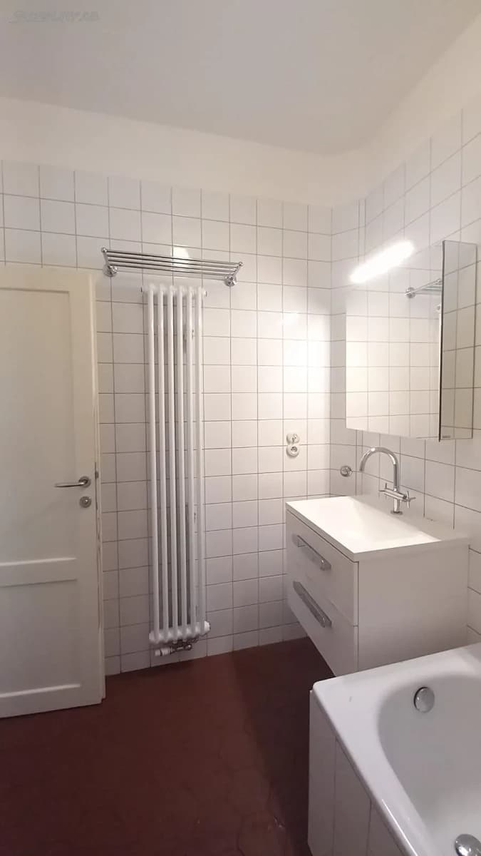 Predaj bytu 3-izbový 73 m², Vrázova, Praha, Praha Predaj bytu 3-izbový 73 m², Vrázova, Praha, Praha