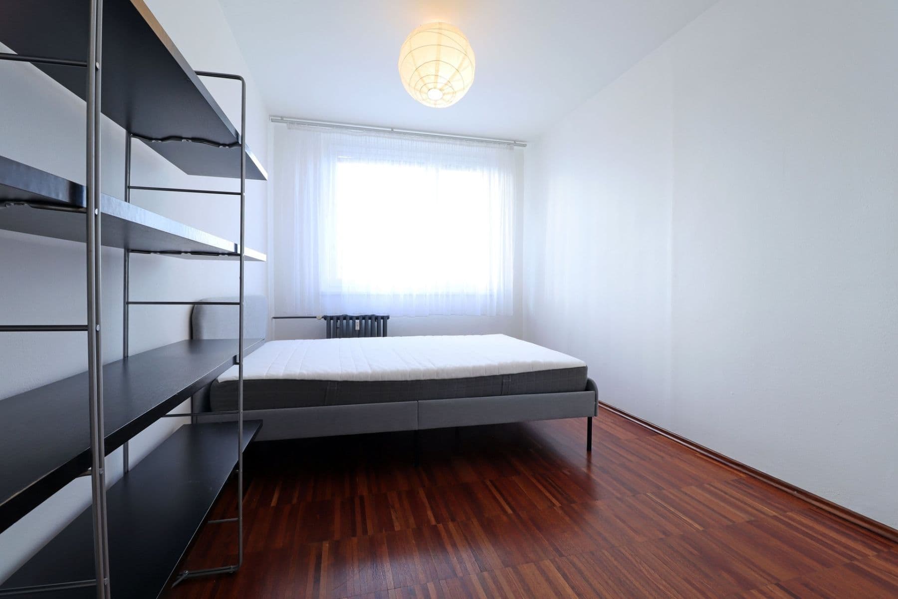 Prenájom bytu 2-izbový 45 m², Za dvorem, Praha, Praha Prenájom bytu 2-izbový 45 m², Za dvorem, Praha, Praha