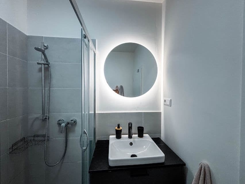 Prenájom bytu 2-izbový 43 m², Labutia, Petržalka, Bratislavský kraj Prenájom bytu 2-izbový 43 m², Labutia, Petržalka, Bratislavský kraj