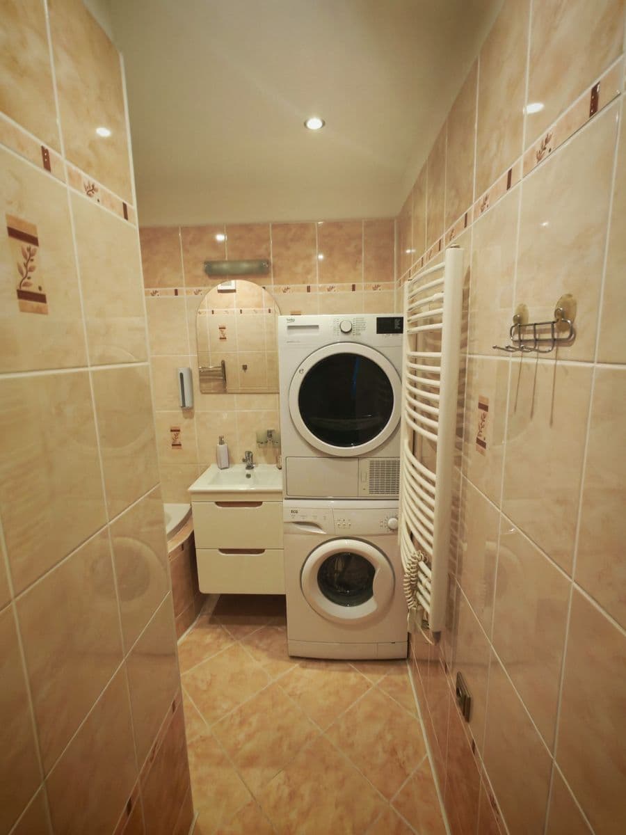 Predaj bytu 3-izbový 63 m², J. A. Komenského, Milevsko, Jihočeský kraj Predaj bytu 3-izbový 63 m², J. A. Komenského, Milevsko, Jihočeský kraj