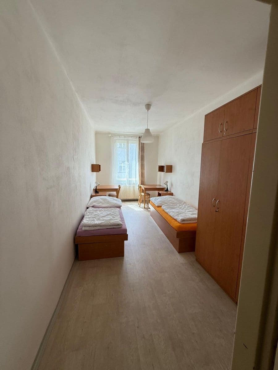 Prenájom bytu 300 m², Lublaňská, Praha, Praha Prenájom bytu 300 m², Lublaňská, Praha, Praha