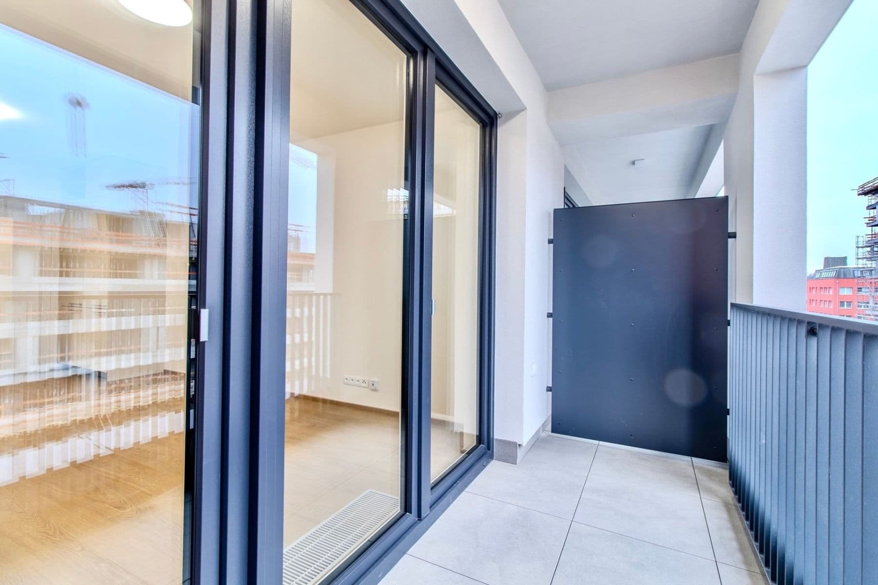 Prenájom bytu 1-izbový 32 m², Poděbradská, Praha, Praha Prenájom bytu 1-izbový 32 m², Poděbradská, Praha, Praha