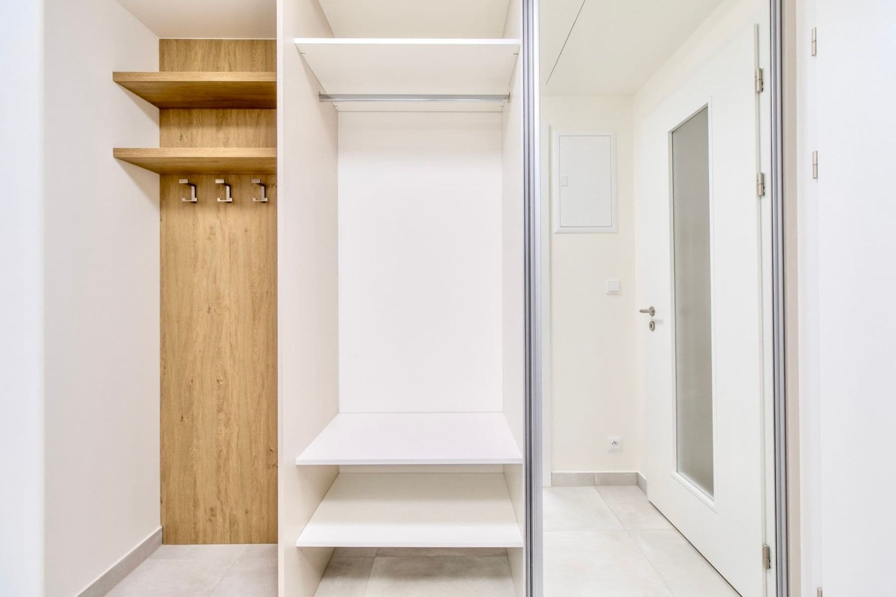 Prenájom bytu 1-izbový 32 m², Poděbradská, Praha, Praha Prenájom bytu 1-izbový 32 m², Poděbradská, Praha, Praha