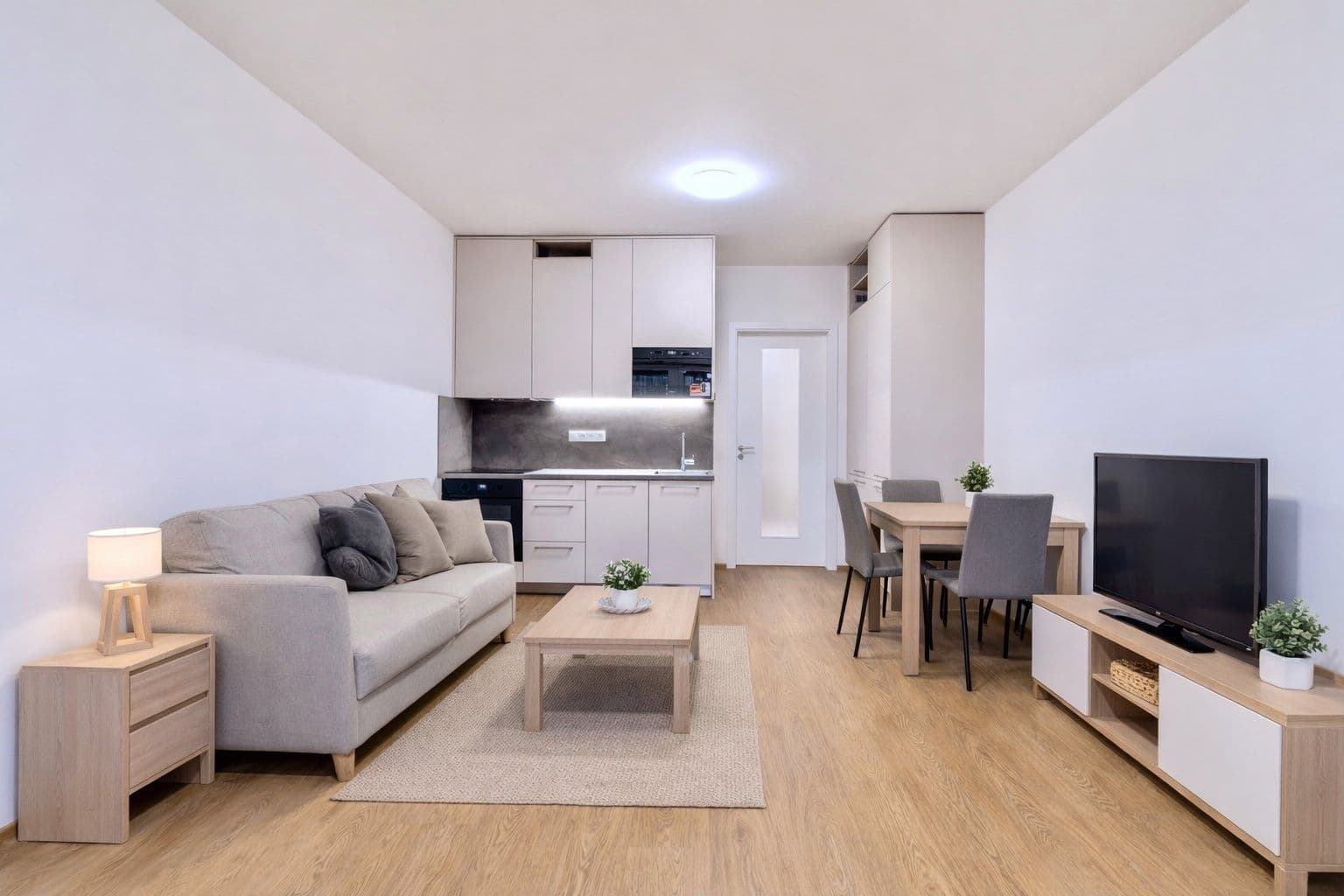 Prenájom bytu 1-izbový 32 m², Poděbradská, Praha, Praha Prenájom bytu 1-izbový 32 m², Poděbradská, Praha, Praha