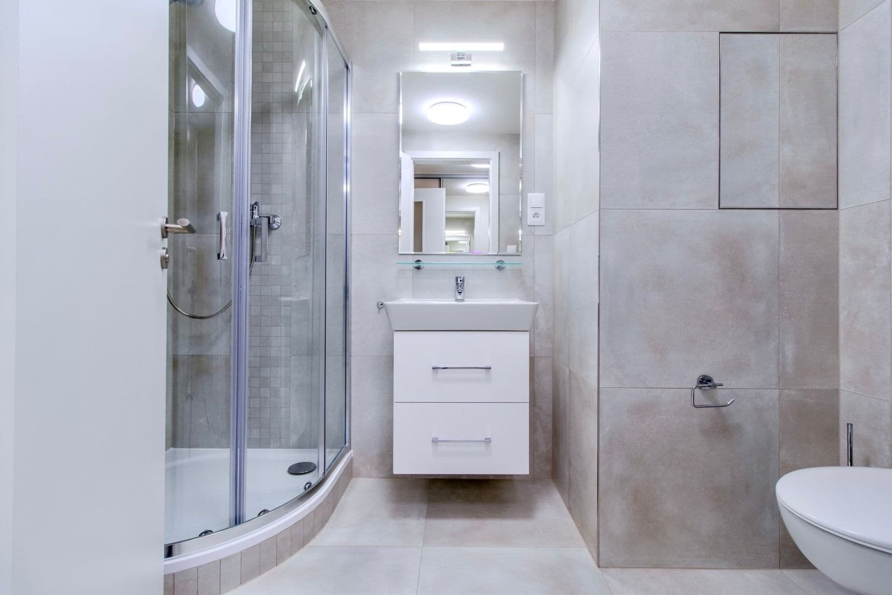 Prenájom bytu 1-izbový 32 m², Poděbradská, Praha, Praha Prenájom bytu 1-izbový 32 m², Poděbradská, Praha, Praha